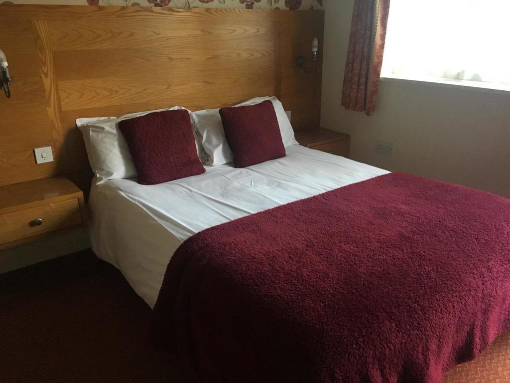 Three Horseshoes Inn Bubbenhall Екстериор снимка