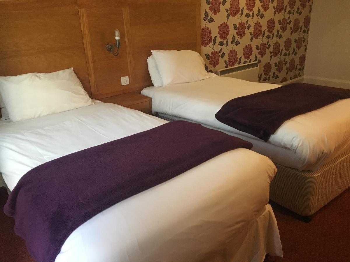 Three Horseshoes Inn Bubbenhall Екстериор снимка